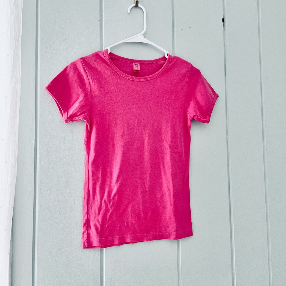 NWOT Chroma Zone Tight Fit Pink T-Shirt / S